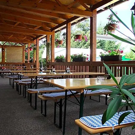 Hotel Formule 2*